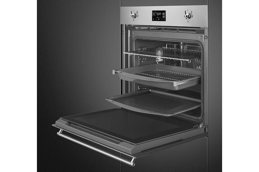 Smeg Classic Built-in Electric Single Oven | SOP6302S2PX | Stainless Steel Smeg Classic Built-in Electric Single Oven | SOP6302S2PX | Stainless Steel