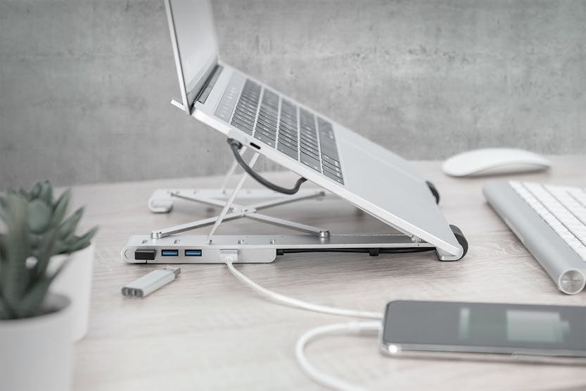 Digitus Variable Notebook Stand with Integrated USB-C Hub with 5 Port | Silver Digitus Variable Notebook Stand with Integrated USB-C Hub with 5 Port | Silver