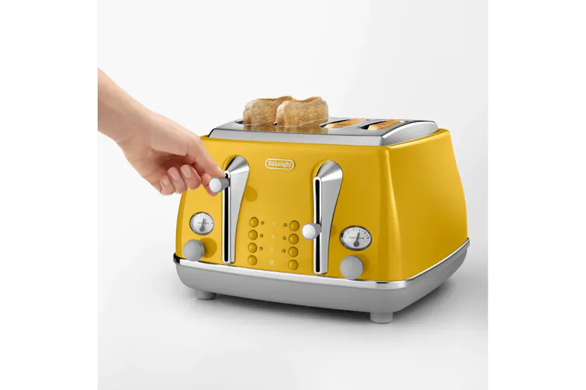 De'Longhi Icona Vintage 4 Slice Toaster | CTOT4003Y | Yellow De'Longhi Icona Vintage 4 Slice Toaster | CTOT4003Y | Yellow