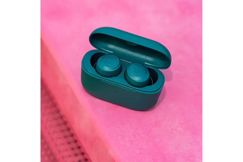 JLab Go Air Pop True Wireless Earbuds | Teal JLab Go Air Pop True Wireless Earbuds | Teal