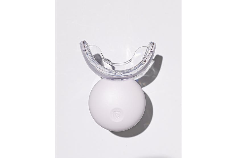 Spotlight Professional LED Teeth Whitening System | LEDSYSTEM Spotlight Professional LED Teeth Whitening System | LEDSYSTEM