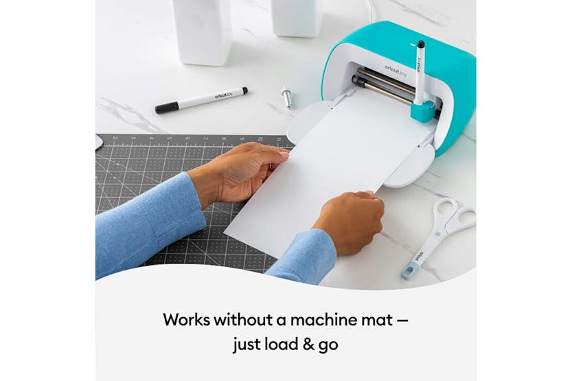 Cricut 5.5" x 13" Joy Writable Smart Vinyl Label Permanent | White | 4 Sheet Cricut 5.5" x 13" Joy Writable Smart Vinyl Label Permanent | White | 4 Sheet