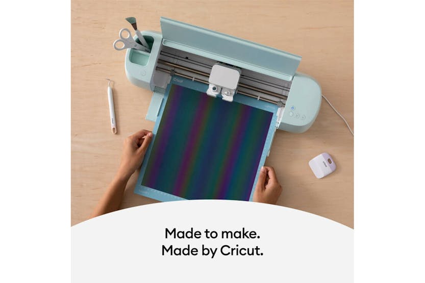 Cricut 12" x 19" Reflective Iron-On | Rainbow Cricut 12" x 19" Reflective Iron-On | Rainbow