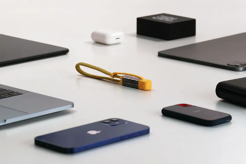 Rolling Square inCharge XL Cable | Summit Yellow | 0.3m Rolling Square inCharge XL Cable | Summit Yellow | 0.3m