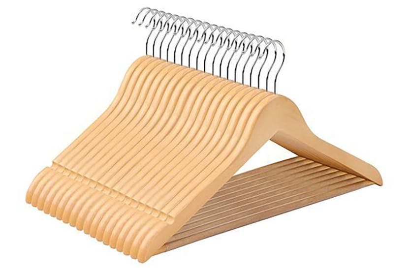 Songmics CRW001-50 17.5" Maple Wood Hanger Songmics CRW001-50 17.5" Maple Wood Hanger