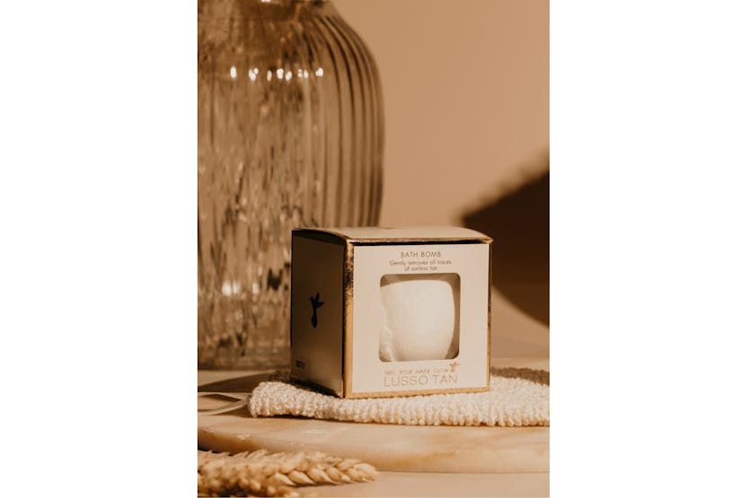 Lusso Tan LTOTRBB Original Tan Removing Bath Bomb Lusso Tan LTOTRBB Original Tan Removing Bath Bomb