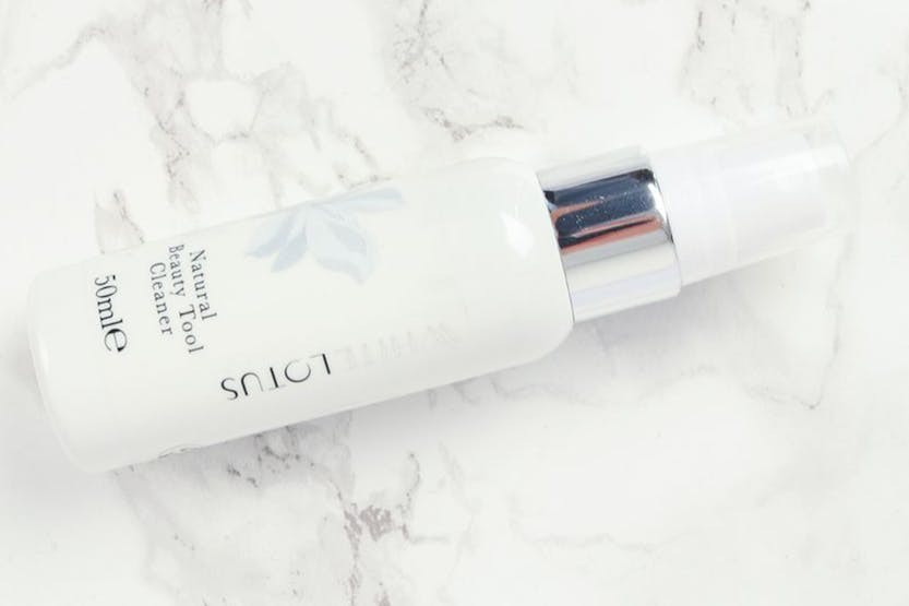 White Lotus PR35 Natural Beauty Tool Cleaner | 50ml White Lotus PR35 Natural Beauty Tool Cleaner | 50ml