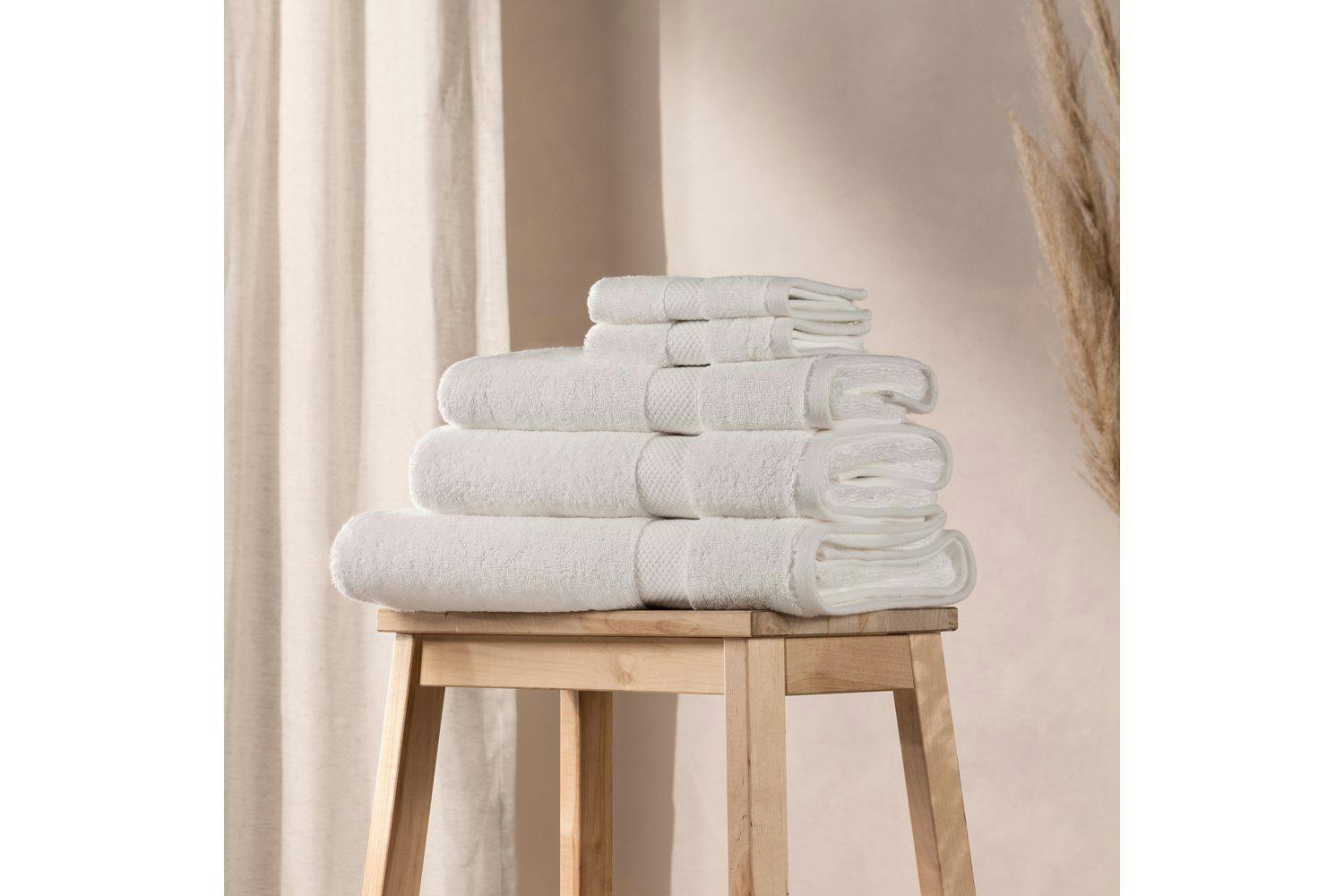 The Linen Room | Combed Cotton Hand Towel | White