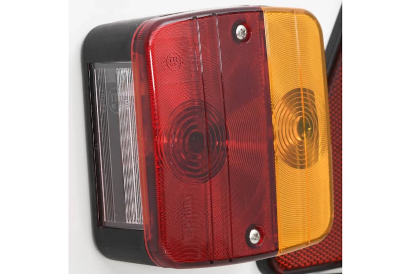 vidaXL 152900 Trailer Light Red 115x7x14cm 12v Classic Bulb vidaXL 152900 Trailer Light Red 115x7x14cm 12v Classic Bulb