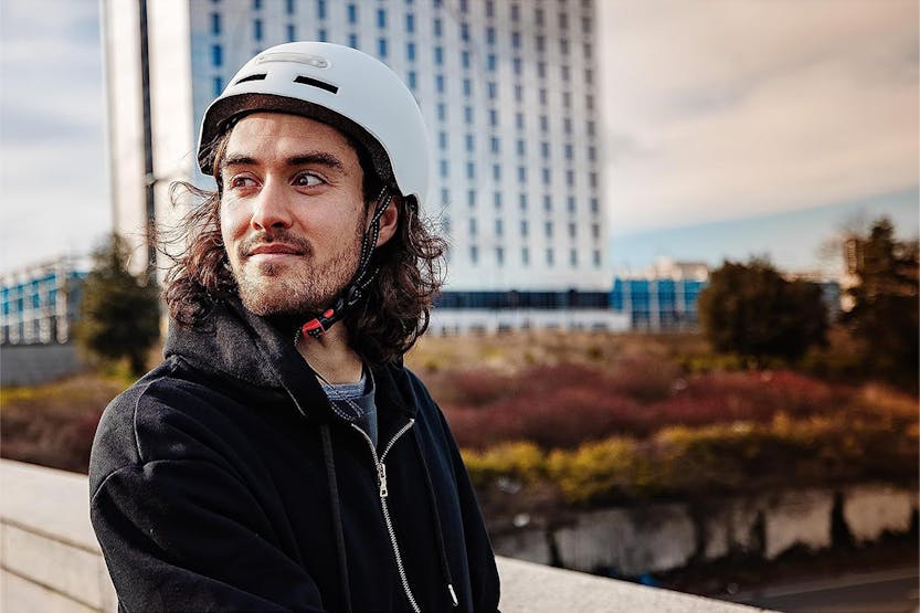 Busbi Firefly Adult Scooter Helmet | Large | White Busbi Firefly Adult Scooter Helmet | Large | White