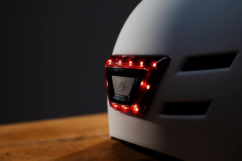 Busbi Firefly Adult Scooter Helmet | Medium | White Busbi Firefly Adult Scooter Helmet | Medium | White