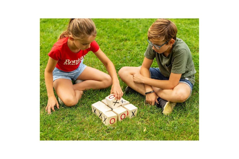 Outdoor Play 440720 Toe Game Noughts And Crosses Outdoor Play 440720 Toe Game Noughts And Crosses