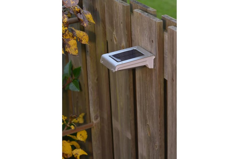 Luxform 409878 Solar Led Garden Wall Light Madison 34105 Luxform 409878 Solar Led Garden Wall Light Madison 34105