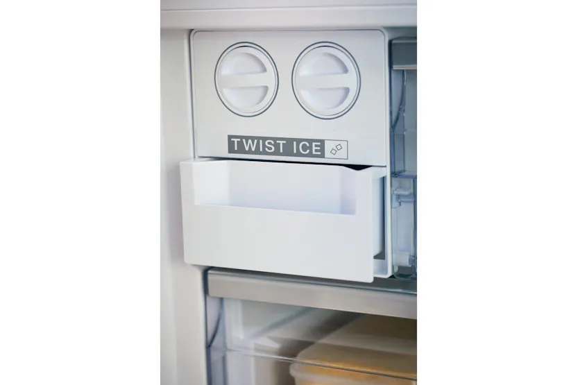 Whirlpool Freestanding Fridge Freezer | W84BE72XUK Whirlpool Freestanding Fridge Freezer | W84BE72XUK