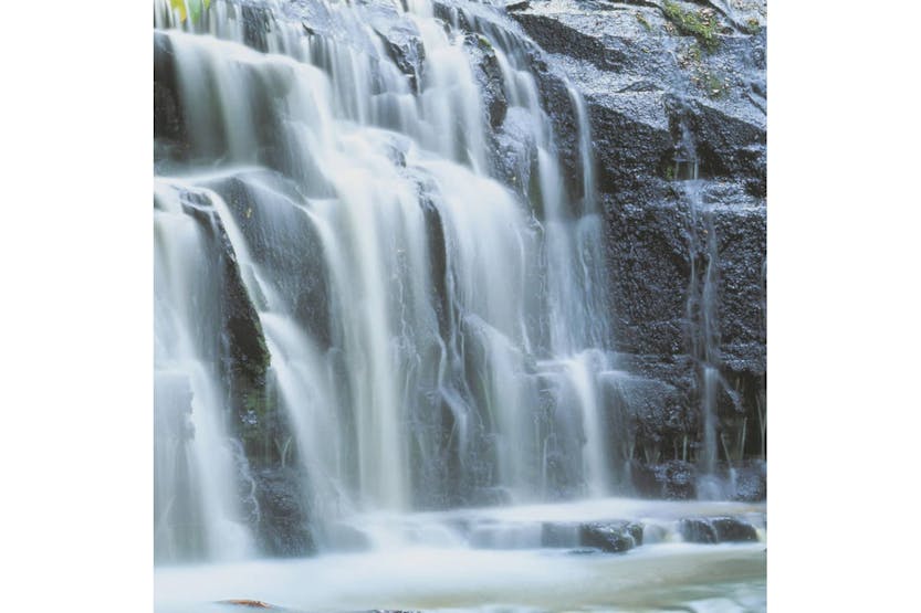 Komar 422693 Photo Mural Pura Kaunui Falls 368x254 Cm 8-256 Komar 422693 Photo Mural Pura Kaunui Falls 368x254 Cm 8-256