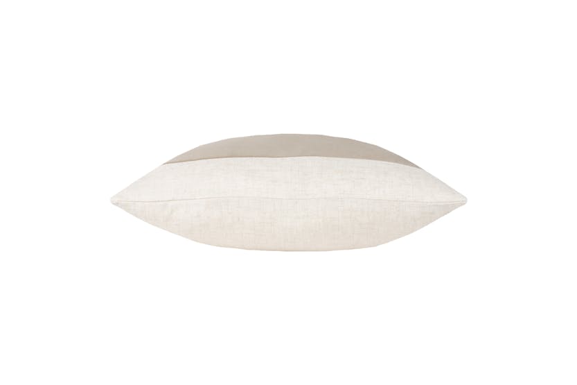 Auden Polyester Cushion | Doe | 50 x 50 cm Auden Polyester Cushion | Doe | 50 x 50 cm
