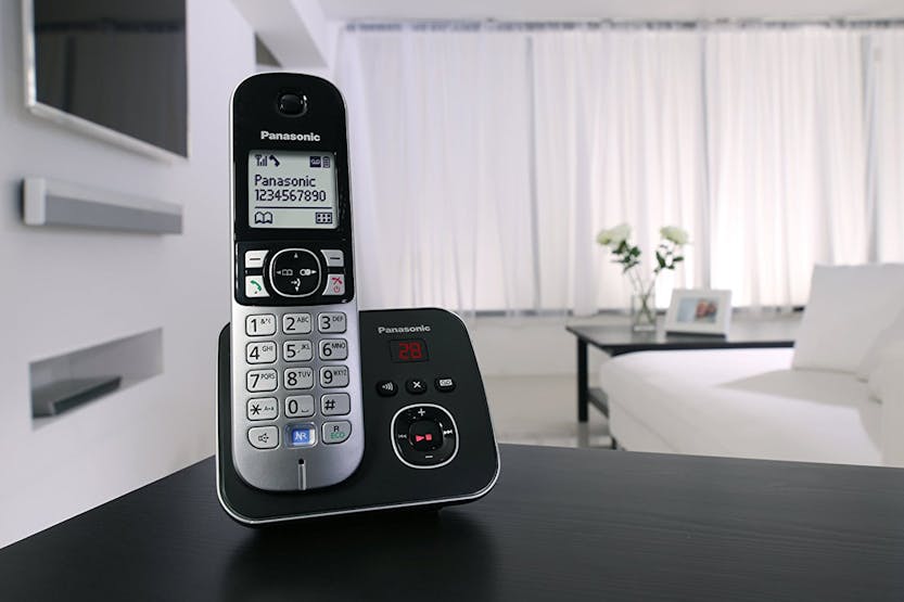 Panasonic KX-TG6822 Cordless Phone with Answering Machine | Twin Pack Panasonic KX-TG6822 Cordless Phone with Answering Machine | Twin Pack