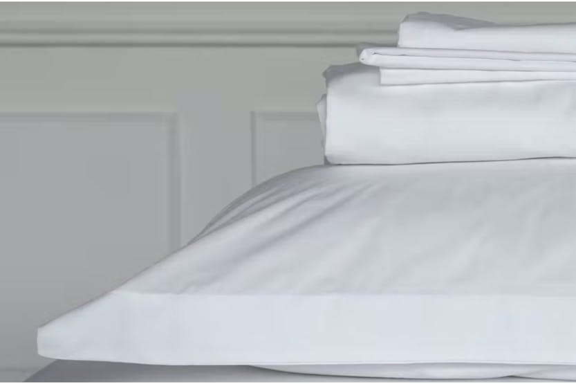 The Linen Room | 500 Thread Count Cotton Percale Flat Sheet | White | Double The Linen Room | 500 Thread Count Cotton Percale Flat Sheet | White | Double
