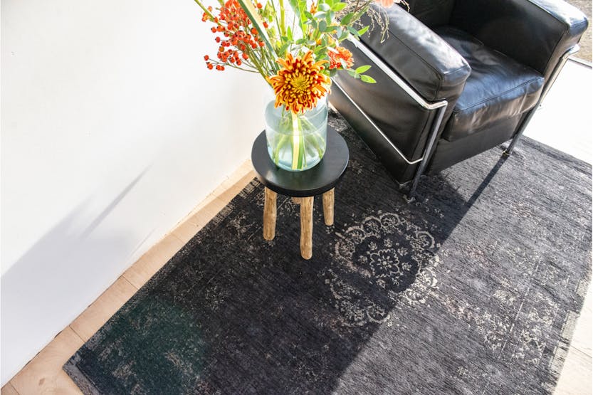 Louis De Poortere | Medallion | Indoor Eco Rug | Black | 170 x 240 cm Louis De Poortere | Medallion | Indoor Eco Rug | Black | 170 x 240 cm