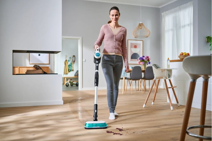 Bosch Rechargeable 2 in 1 Vacuum and Mop Unlimited 7 Aqua | White Bosch Rechargeable 2 in 1 Vacuum and Mop Unlimited 7 Aqua | White
