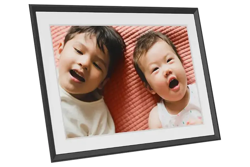 Aura Carver Mat 10.1" WiFi Connected Picture Frame | Gravel with White Aura Carver Mat 10.1" WiFi Connected Picture Frame | Gravel with White