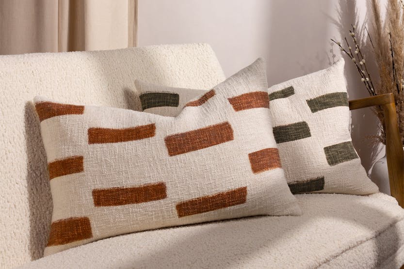 Terra Cushion | Pecan | 40 x 60 cm Terra Cushion | Pecan | 40 x 60 cm