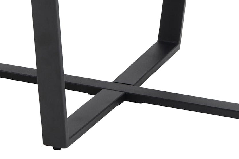 Bumble Round Dining Table Bumble Round Dining Table