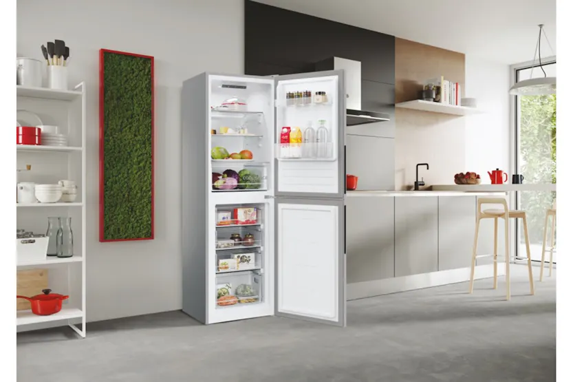 Hoover H-FRIDGE 300 Freestanding Fridge Freezer | Silver| HVT3CLECKIHS-1 Hoover H-FRIDGE 300 Freestanding Fridge Freezer | Silver| HVT3CLECKIHS-1
