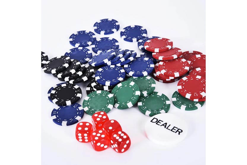 Homcom Complete Poker Chips Set with Lockable Aluminum Case Homcom Complete Poker Chips Set with Lockable Aluminum Case