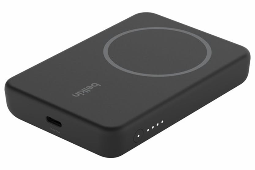 Belkin 5000 mAh Boost Charge Magnetic Wireless Power Bank with Stand | Black Belkin 5000 mAh Boost Charge Magnetic Wireless Power Bank with Stand | Black