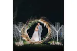 Monstershop 29271 - Wedding Moongate - Gold & 2 X Weeping Wi Monstershop 29271 - Wedding Moongate - Gold & 2 X Weeping Wi