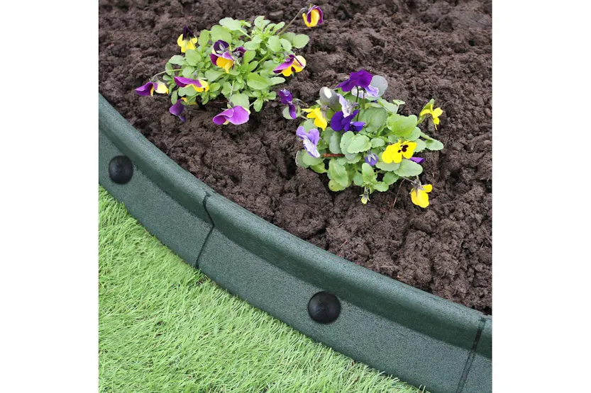 Monstershop 27535 - Flexible Lawn Edging Green 1.2m X 16 Monstershop 27535 - Flexible Lawn Edging Green 1.2m X 16