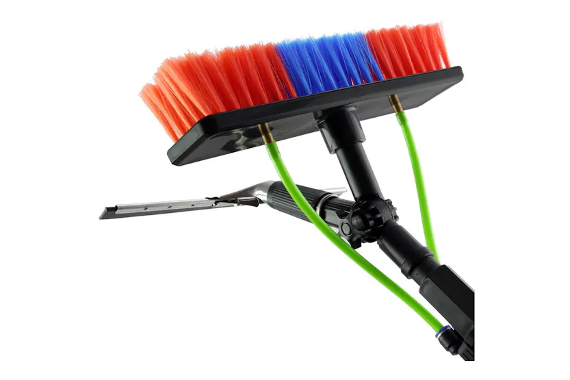 Monstershop 16L Water Fed Backpack and 24ft Cleaning Pole Monstershop 16L Water Fed Backpack and 24ft Cleaning Pole