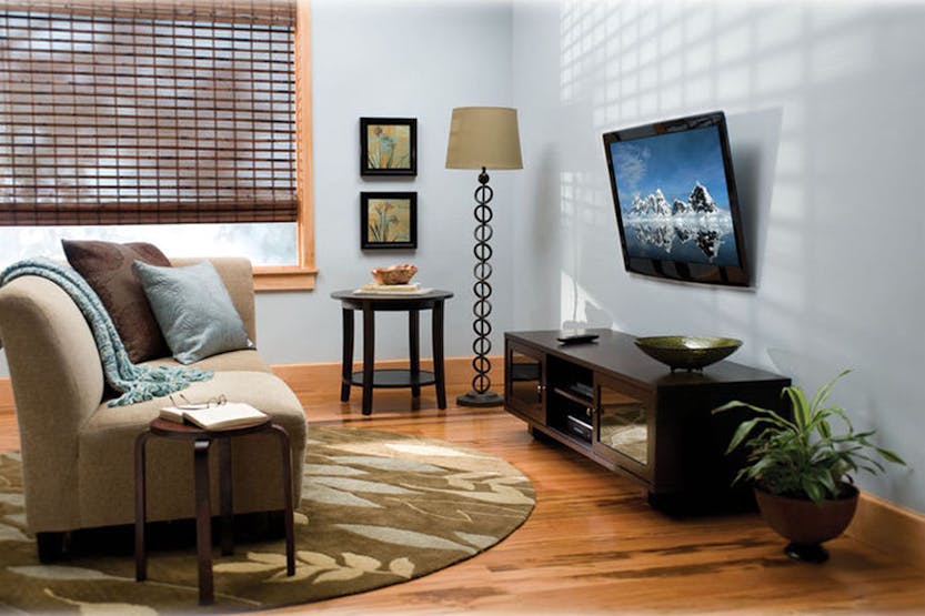 Sanus HD Pro Super Slim Tilting Wall Mount for 32" - 50" Flat Panel TVs | VMT15-B2 Sanus HD Pro Super Slim Tilting Wall Mount for 32" - 50" Flat Panel TVs | VMT15-B2