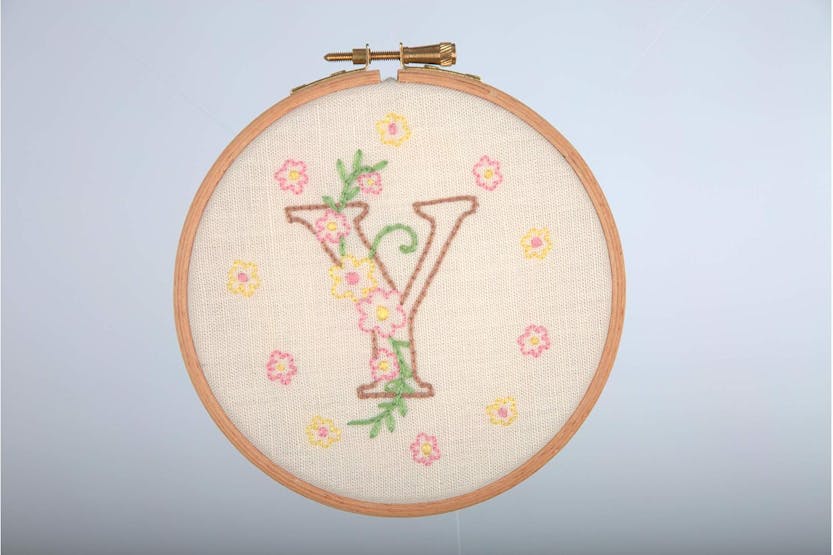 Anchor Gro-ahp111 - Baby Letters - Embroidery Kit With Hoop Anchor Gro-ahp111 - Baby Letters - Embroidery Kit With Hoop