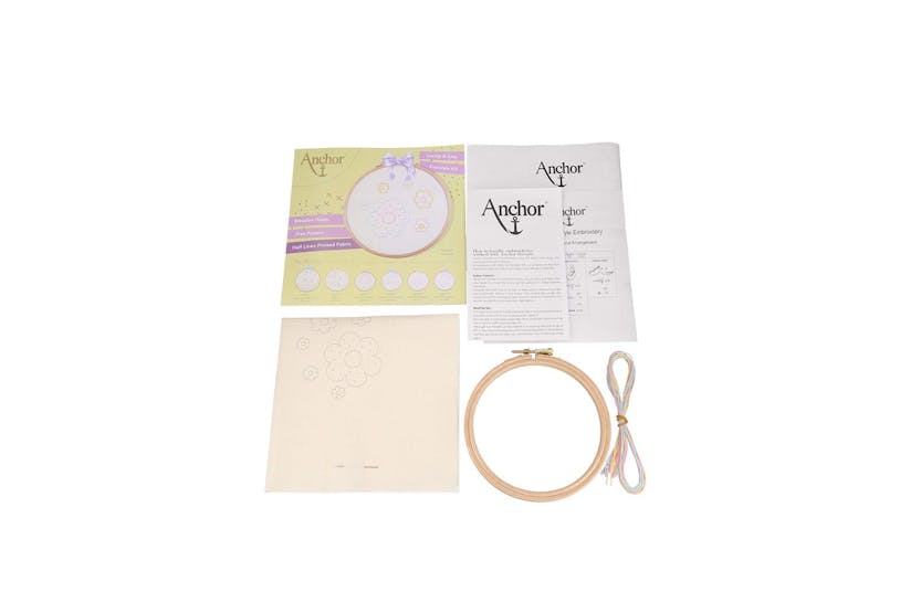 Anchor Gro-ahp106 - Floral Arrangement - Embroidery Kit With Anchor Gro-ahp106 - Floral Arrangement - Embroidery Kit With