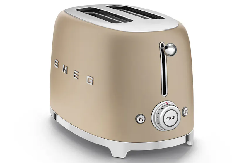 Smeg 50's Style 2 Slice Toaster | TSF01CHMUK | Champagne Gold Smeg 50's Style 2 Slice Toaster | TSF01CHMUK | Champagne Gold