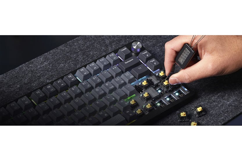 Corsair K65 PLUS Wireless 75% RGB Mechanical Gaming Keyboard | Midnight Gray Corsair K65 PLUS Wireless 75% RGB Mechanical Gaming Keyboard | Midnight Gray