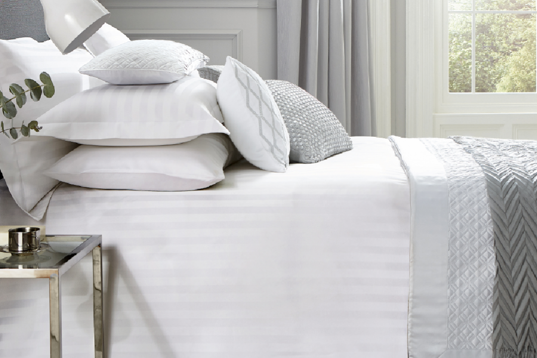 Paramount Duvet Cover White Super King 1000 Tc Harvey Norman