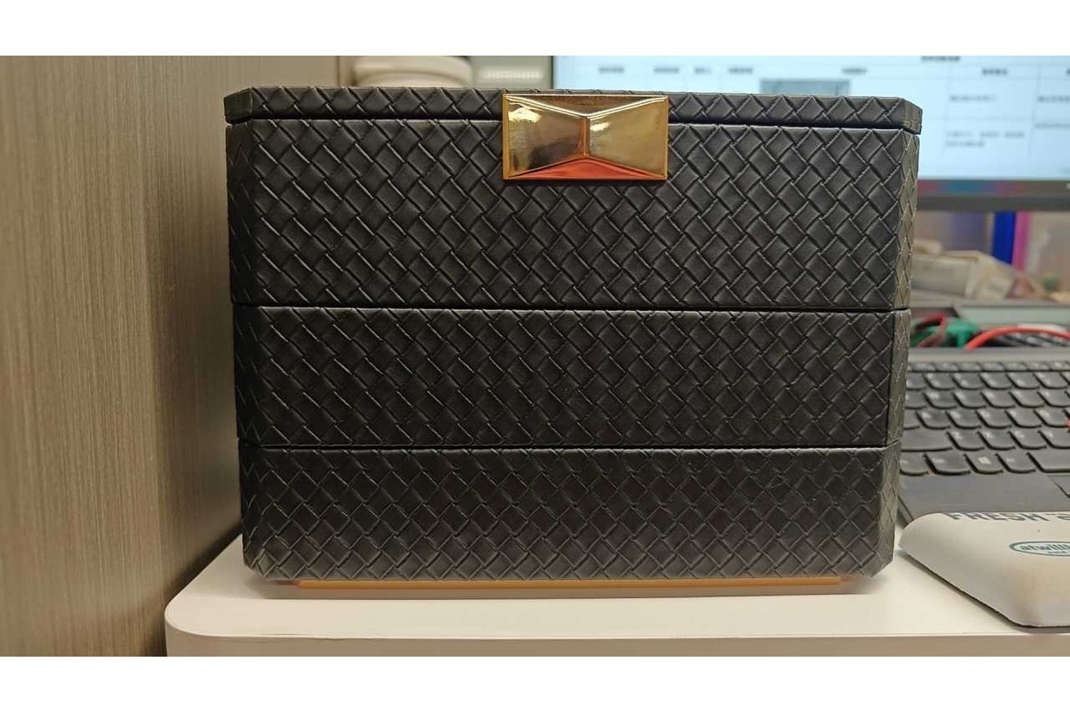 Songmics Home Jwb021b01 - High-quality Watch Box For Organised Fashion Storage