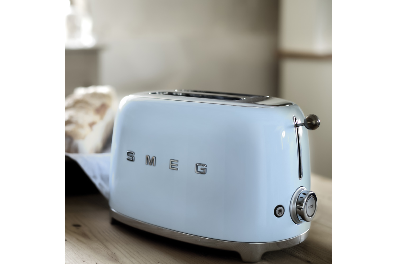 blue smeg toaster