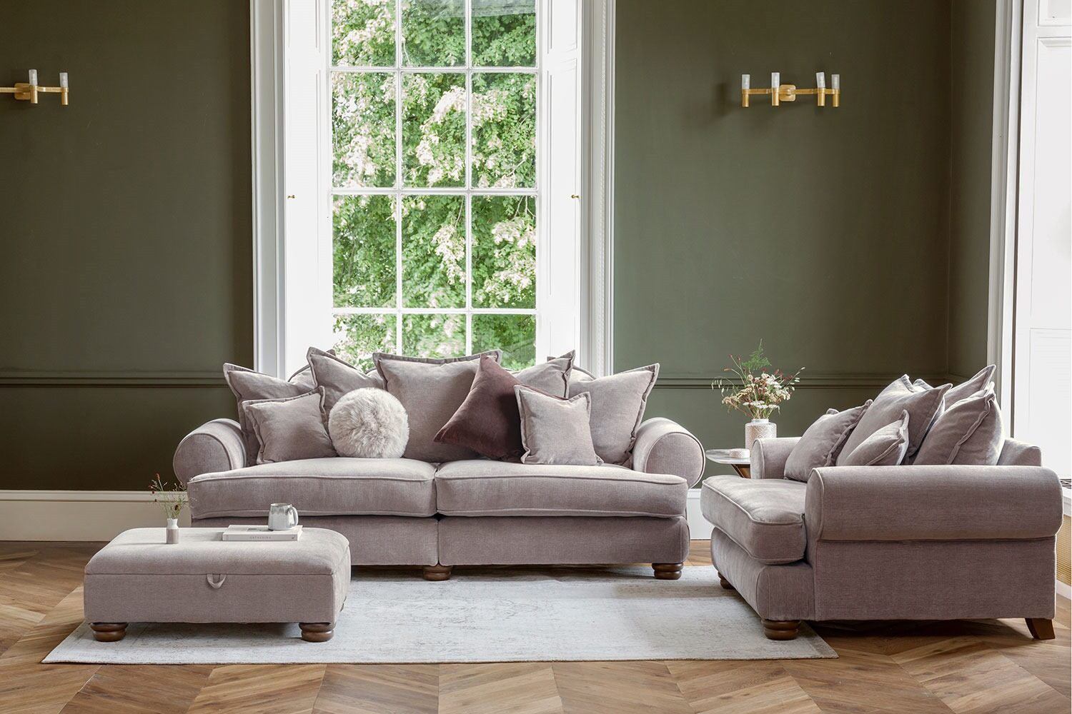 Charlotte Love Seat | Fabric | Latte