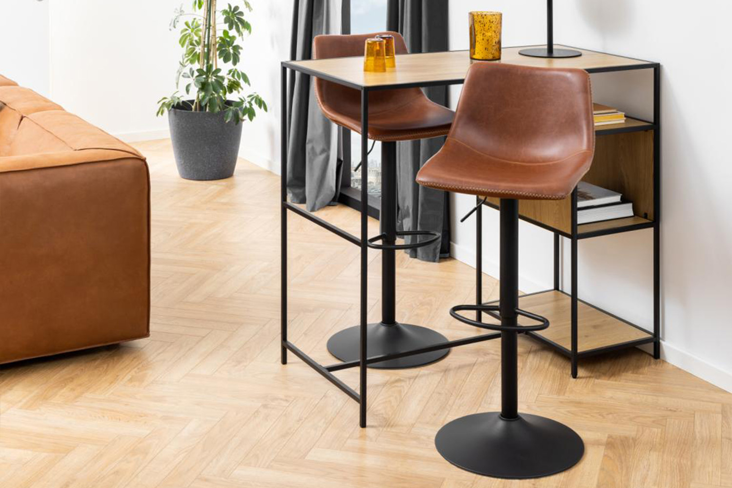Oregan Bar Stool | Gas Lift | Brandy