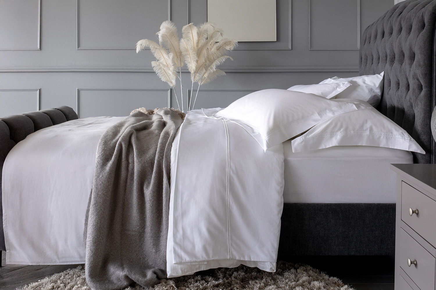 The Linen Room  | Clara Duvet Cover Set | White | King