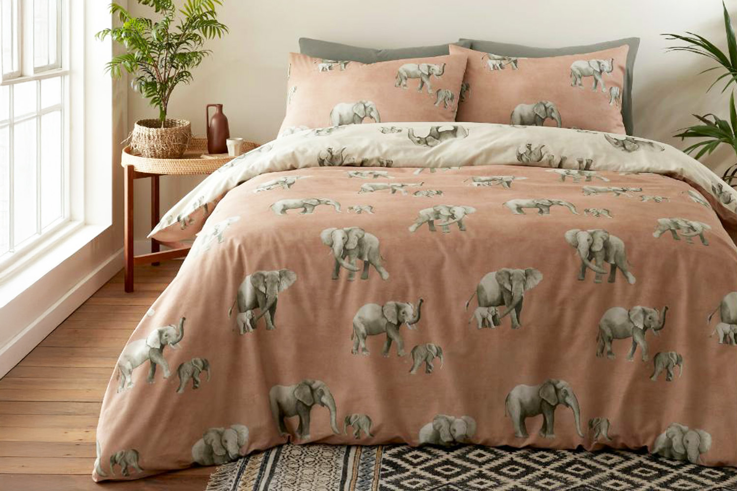 Fub | Ella The Elephant Duvet Cover Set | Natural | Single