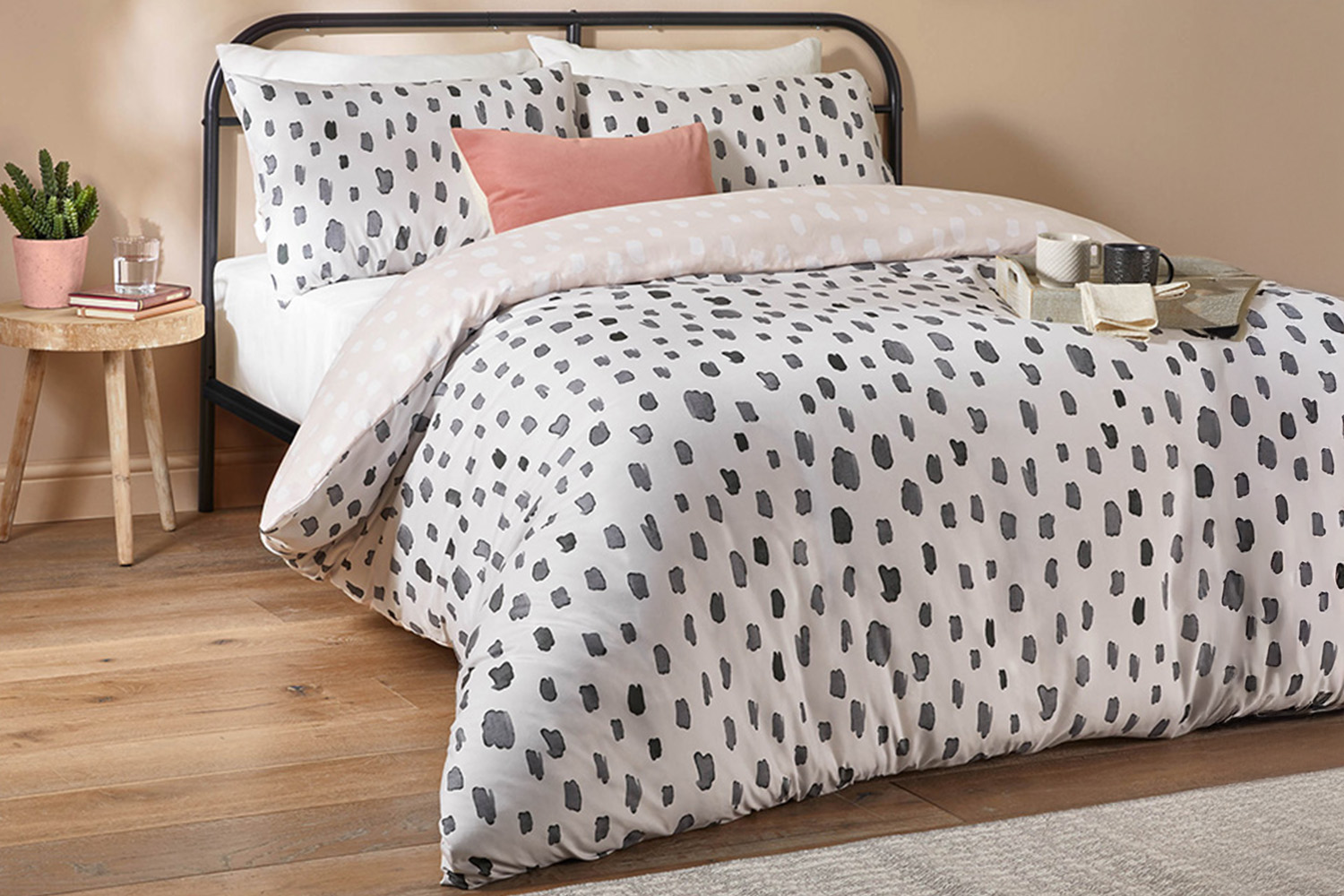 Duvet Day | Robi Printed Duvet Cover Set | Black/White | Single