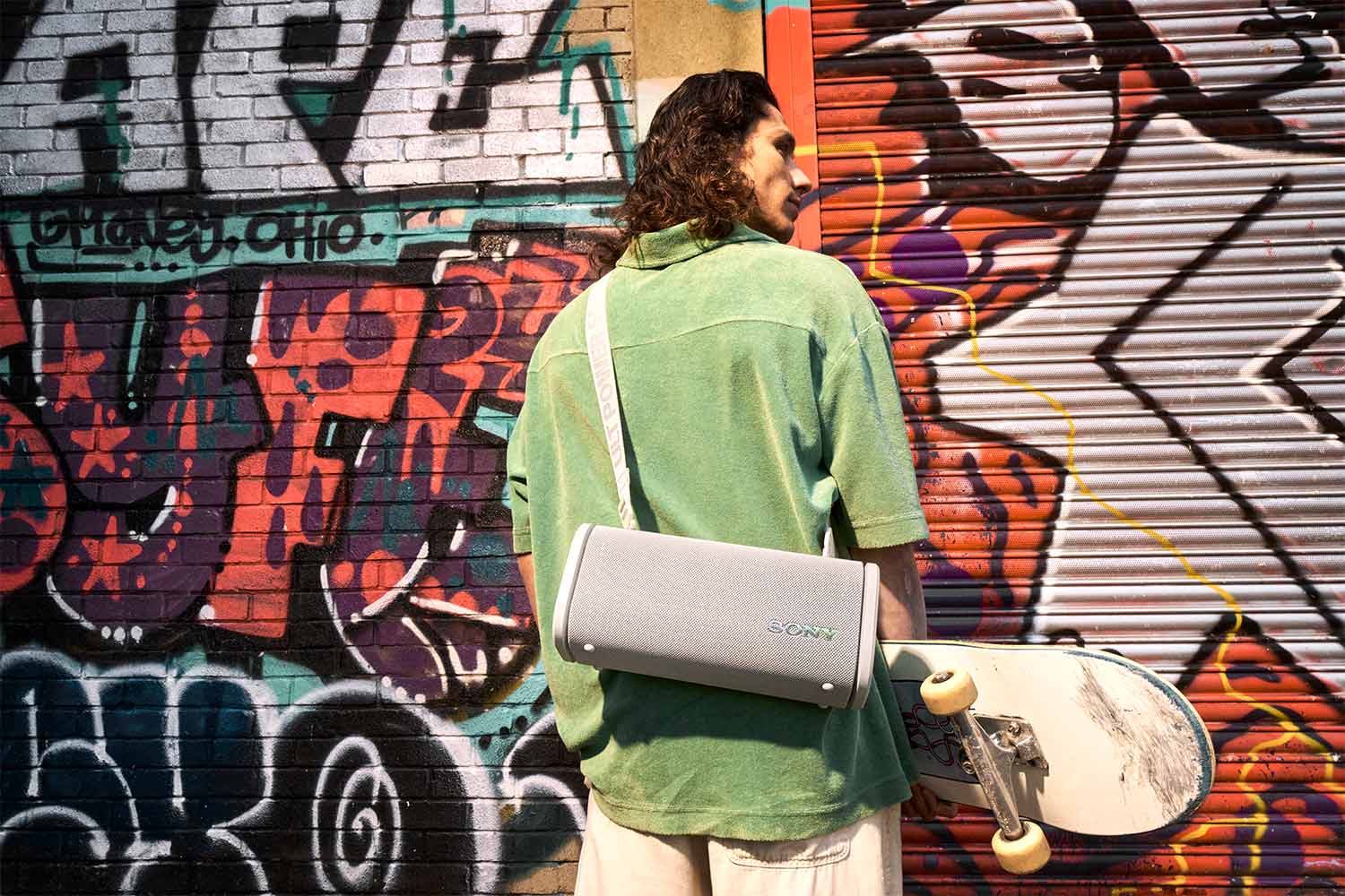 Sony ULT FIELD 5  Powerful Bluetooth Portable Speaker| Off-White | SRSULT50W.CE7