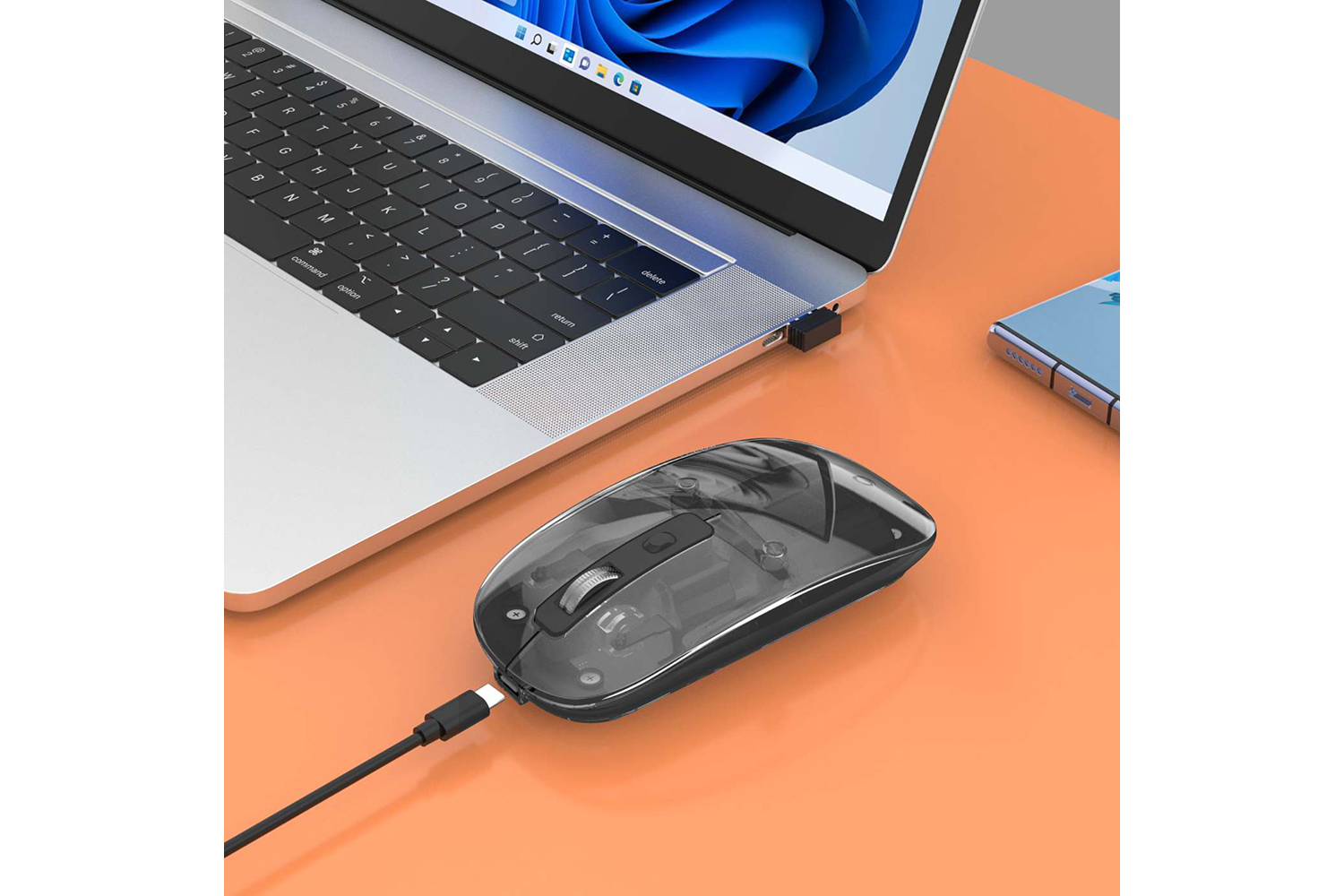 Manhattan Rechargeable Wireless USB Mouse | Clear/Black