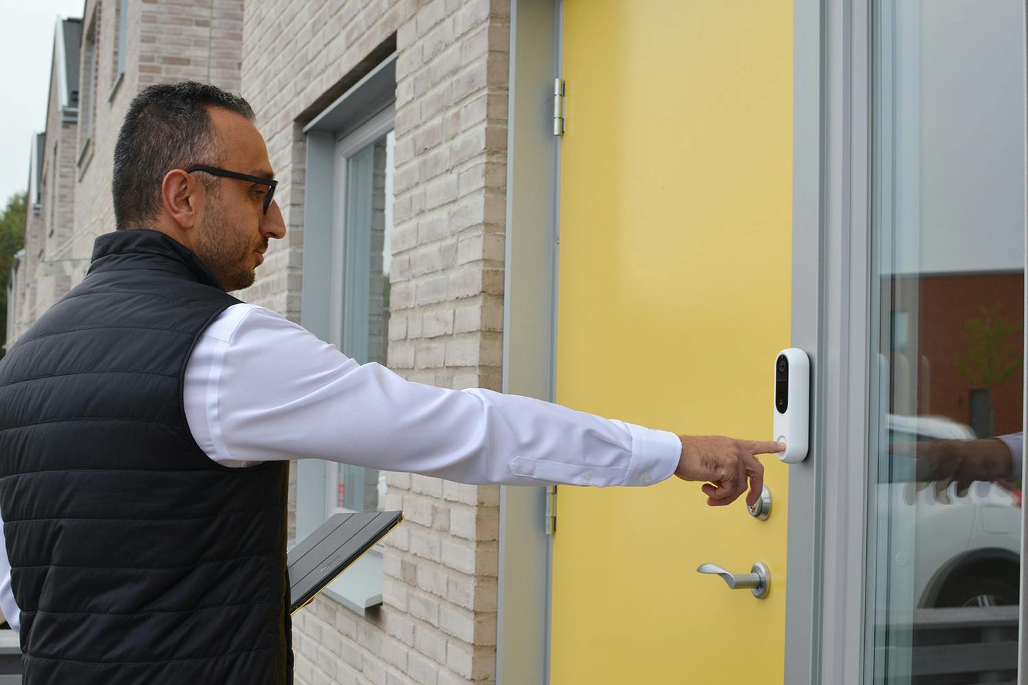 Doro Hemma Smart Doorbell | White