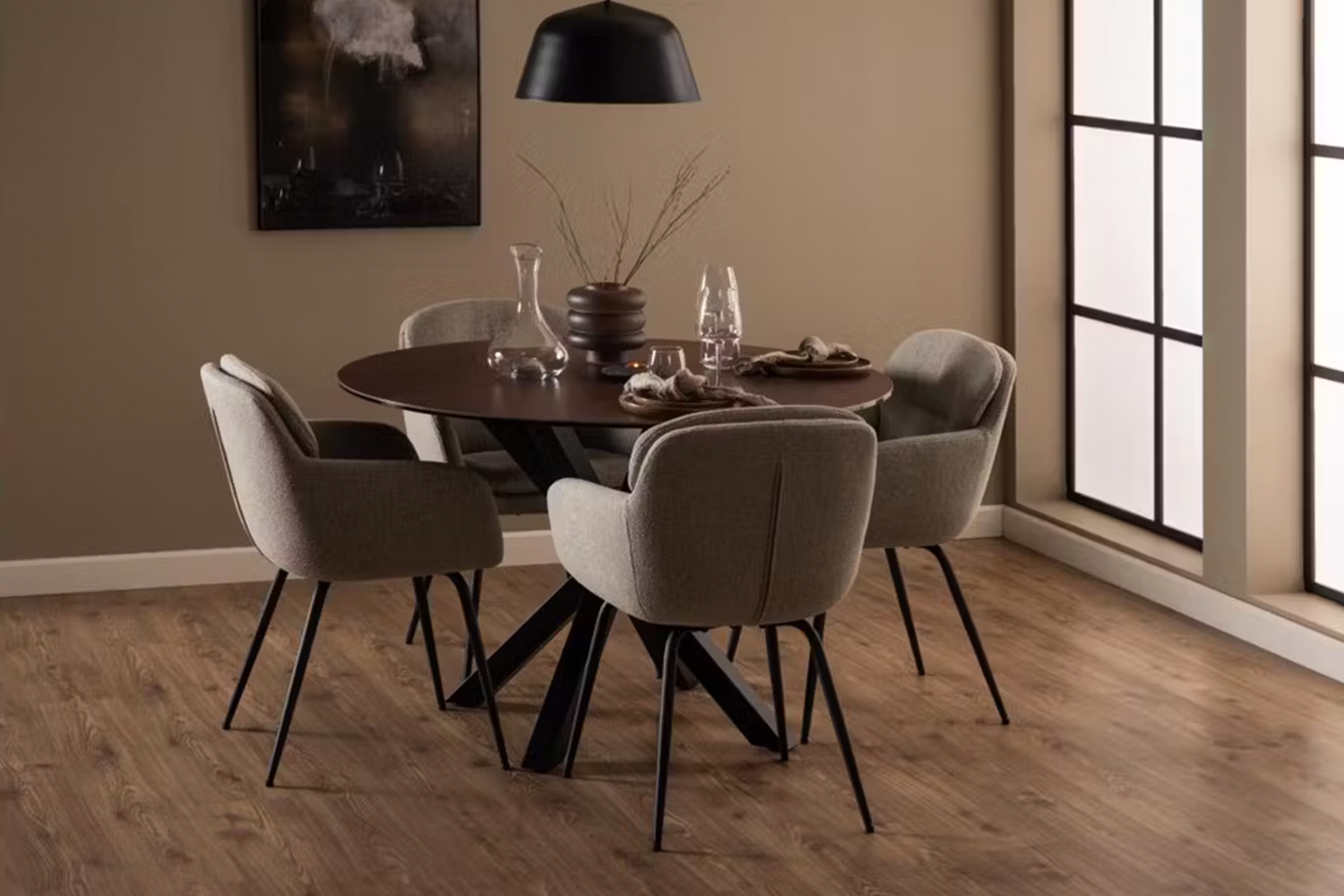 Harlie Round Dining Table | Rust Brown